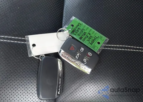 2019 Land Rover Range Rover Velar P250 R-Dynamic Se z USA, uszkodzony, nr VIN SALYL2EX8KA791802